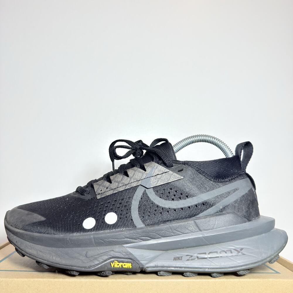 Nike Zegama 2 Trail Running Shoes Mens Size 6.5 Black Gray ZoomX Vibram Sneaker